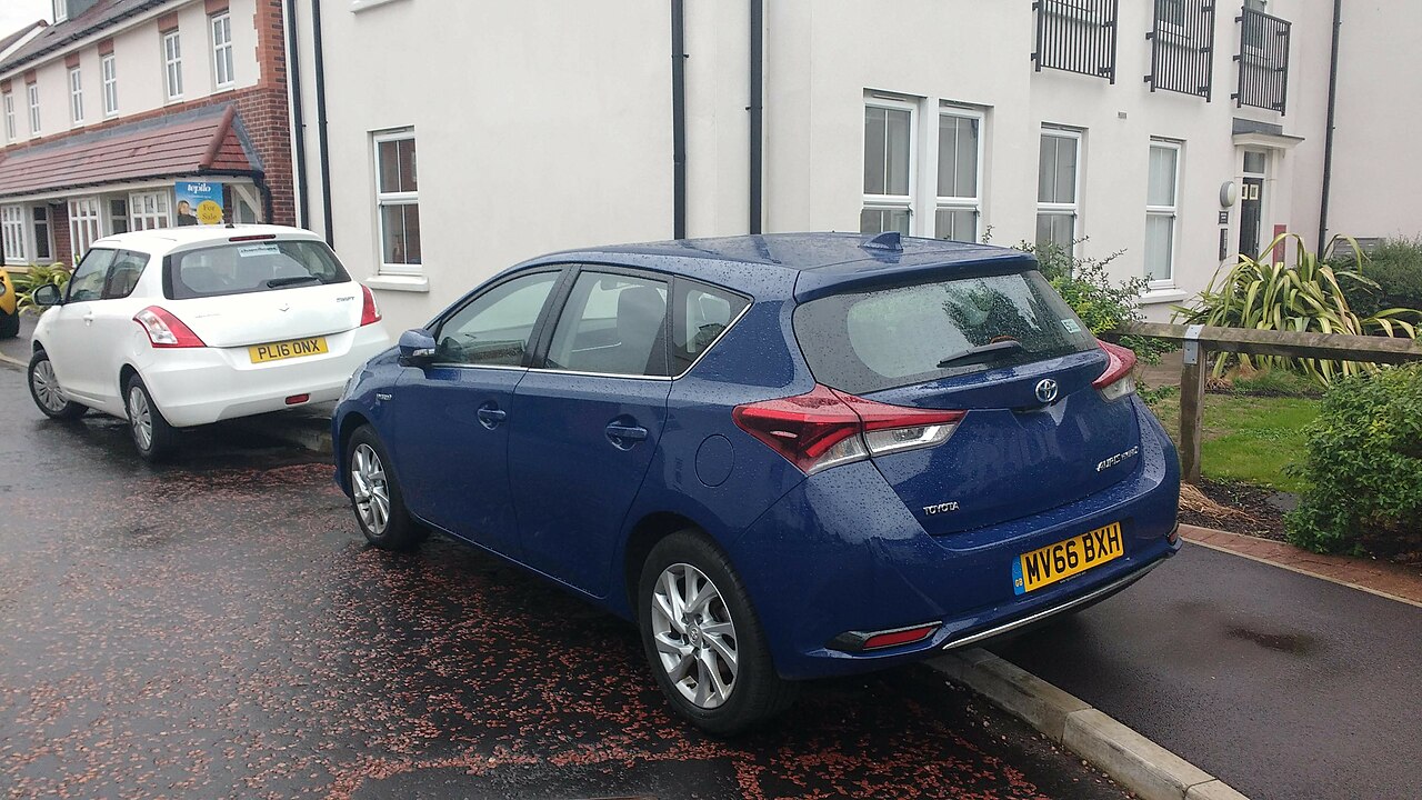 Toyota Auris Hatchback — Hybrid Excel Spec Hybrid Excel Spec